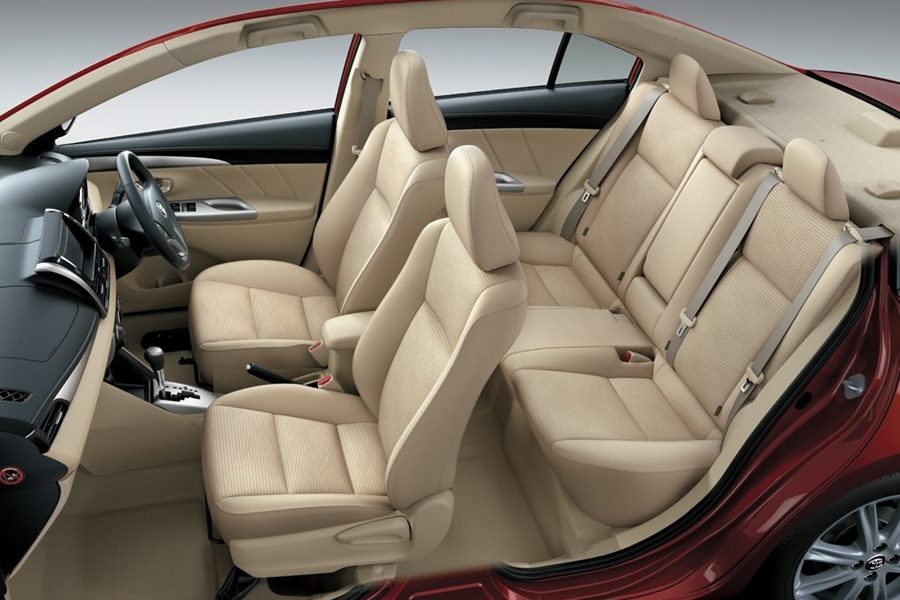 Bọc ghế da xe Mitsubishi XForce