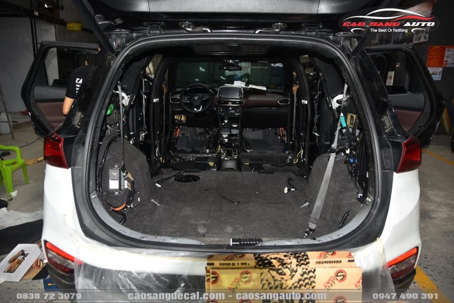 Cách âm Full Xe Hyundai Santafe với vật liệu cách âm Silent Coat hiệu quả
