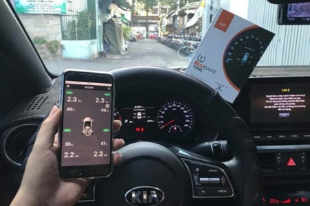 Cảm biến áp suất lốp theo xe ELLISAFE i3X (hiển thị ODO) quản lý bằng điện thoại - Hình 3