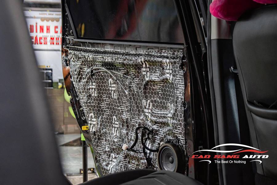 Vật liệu cách âm SIP được sản xuất trên dây chuyền công nghệ hiện đại của Nga