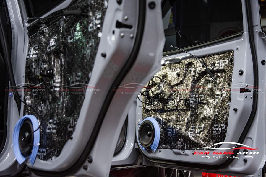 Dán cách âm 4 cửa xe Vinfast VF5 thương hiệu SIP