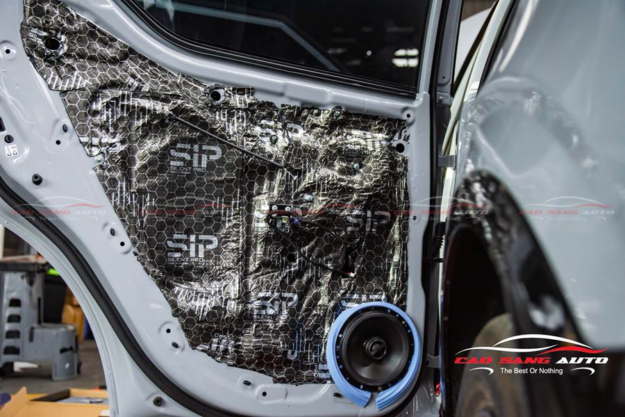 Dán cách âm 4 cửa xe Vinfast VF5 thương hiệu SIP