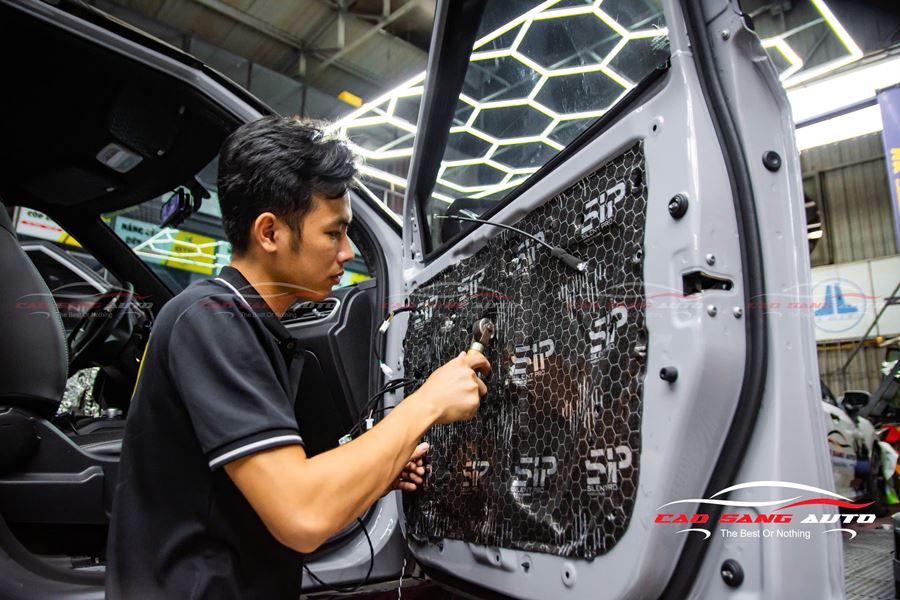 Dán cách âm 4 cửa xe Vinfast VF5 giá tốt nhất