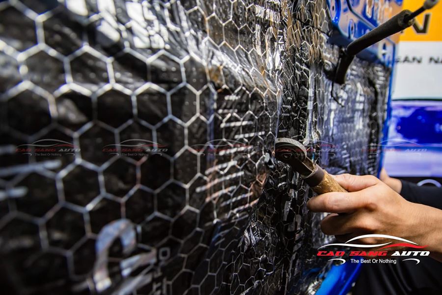 Dán cách âm làm giảm đáng kể tiếng ồn từ môi trường