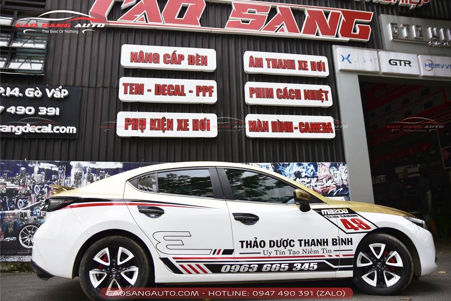 Dán decal tem xe Mazda 3