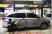 Dán decal tem xe Toyota Veloz - Hình 4