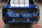 Wrap - Dán đổi màu xe Vinfast Lux A decal xanh bóng - Hình 9