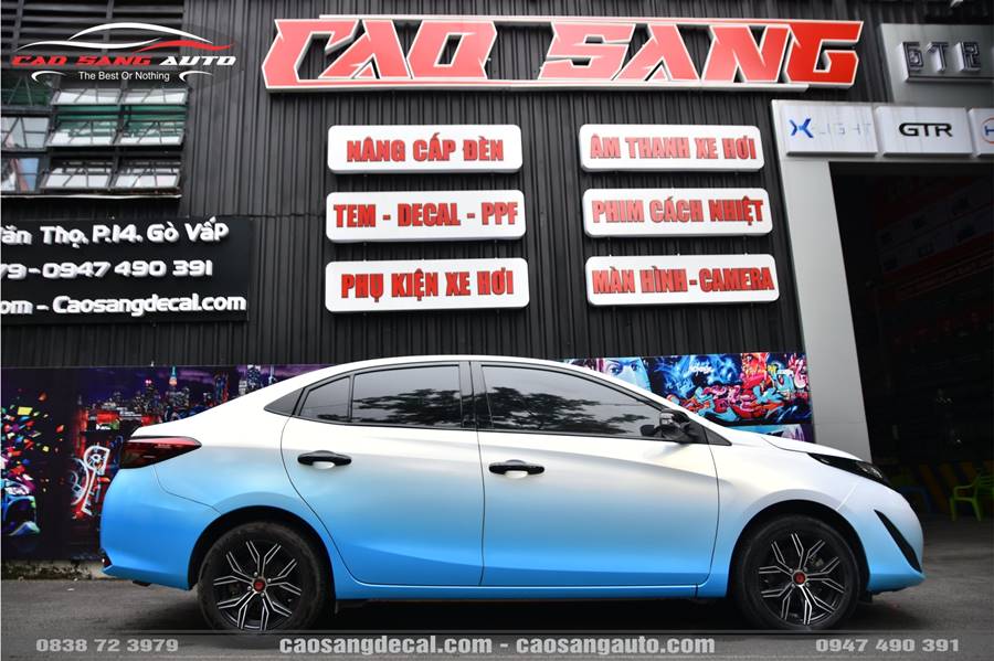 Wrap - Dán đổi màu xe Vios trắng kết hợp xanh