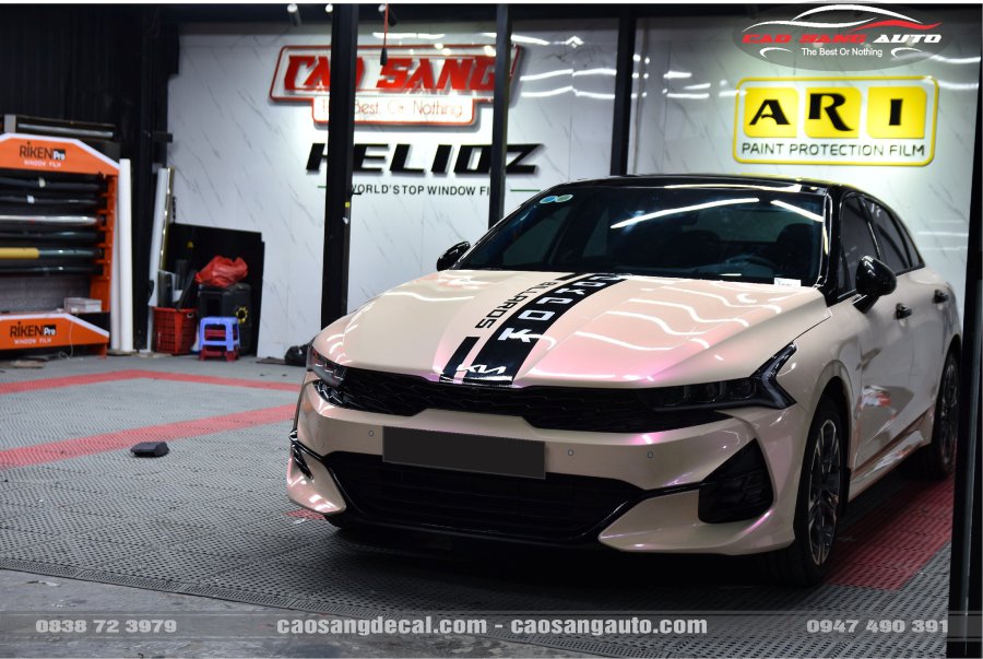 Dán nóc đen xe Kia K5