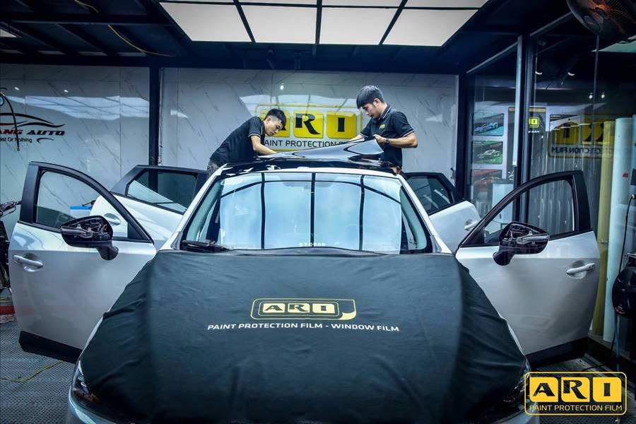 Dán nóc đen xe Nissan Terra