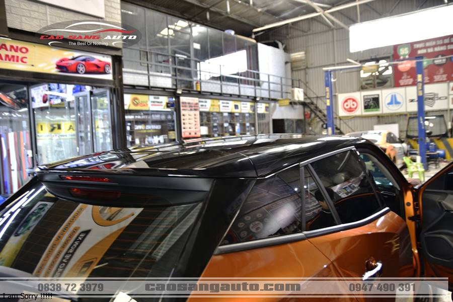 Dán nóc đen xe Peugeot 2008
