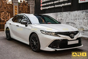 Dán nóc đen xe Toyota Camry - Hình 1