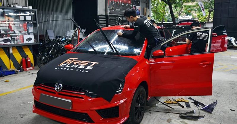 Dán phim cách nhiệt xe Polo chống nắng nóng với phim Firstclass