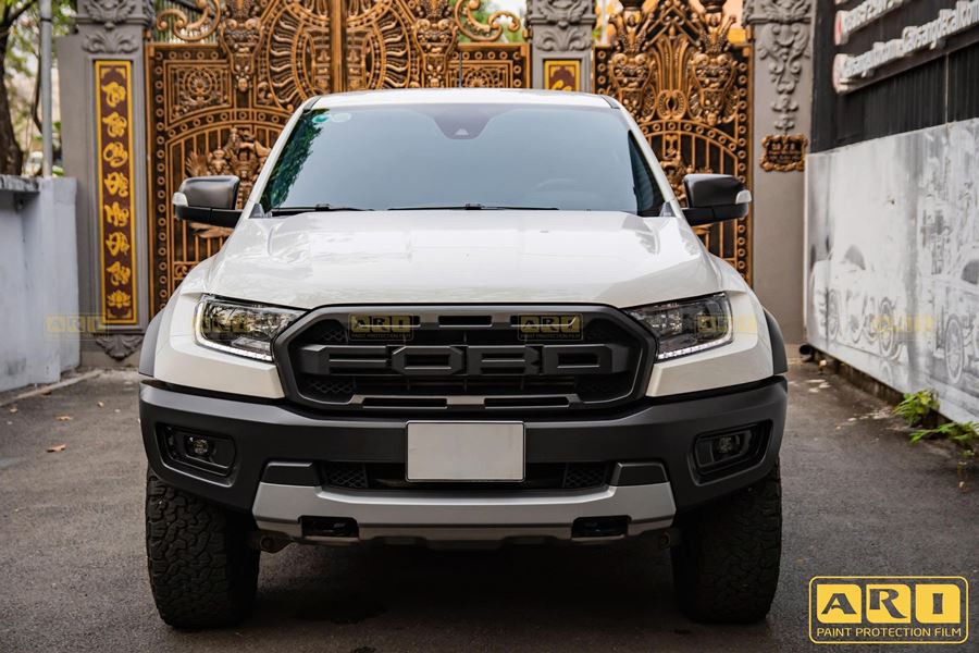 Dán phim cách nhiệt xe Ford Raptor