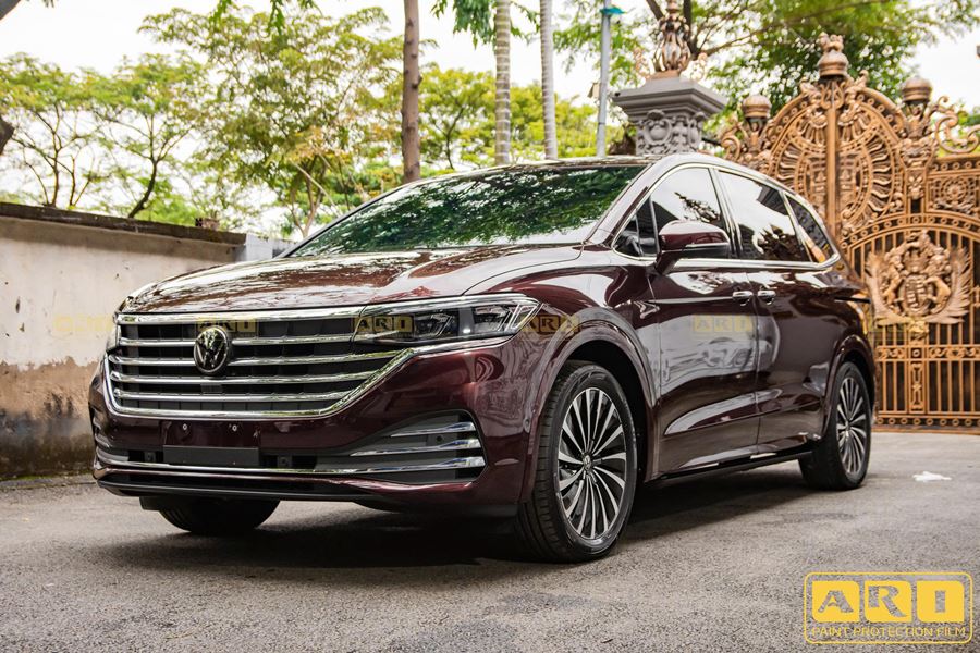 Dán phim cách nhiệt xe Volkswagen Viloran