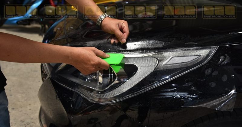 Dán PPF cho đèn xe ô tô Accent thương hiệu ARI