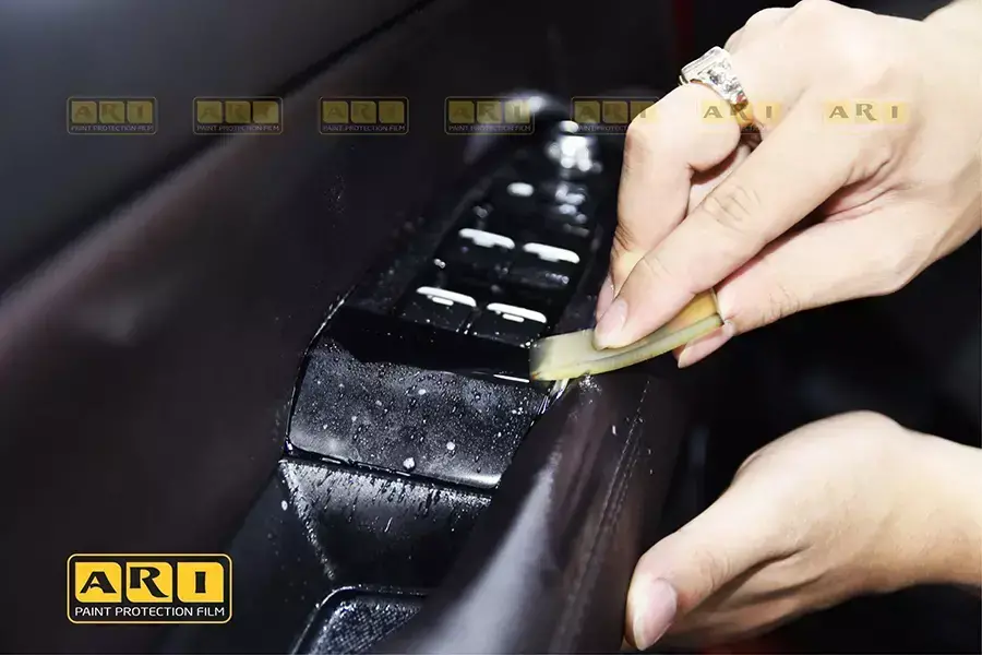 Dán PPF nội thất Nissan Terra