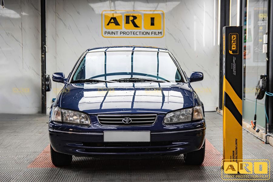 Dán PPF xe Toyota Camry màu xanh