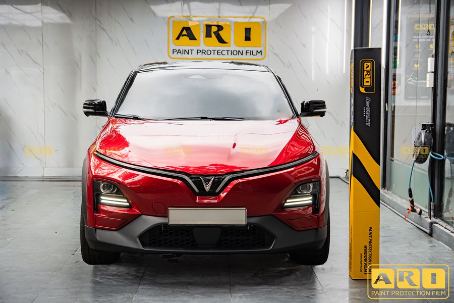 Dán PPF xe Vinfast VF6 màu đỏ