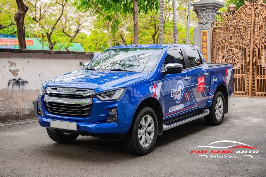 Dán quảng cáo trên xe Isuzu Dmax
