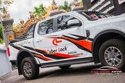Dán quảng cáo trên xe Ford Ranger - Hình 8