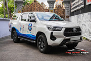 Dán quảng cáo trên xe Toyota Hilux - Hình 10