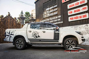 Dán decal tem xe Colorado - Hình 11