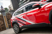 Dán decal tem xe Toyota Cross - Hình 3