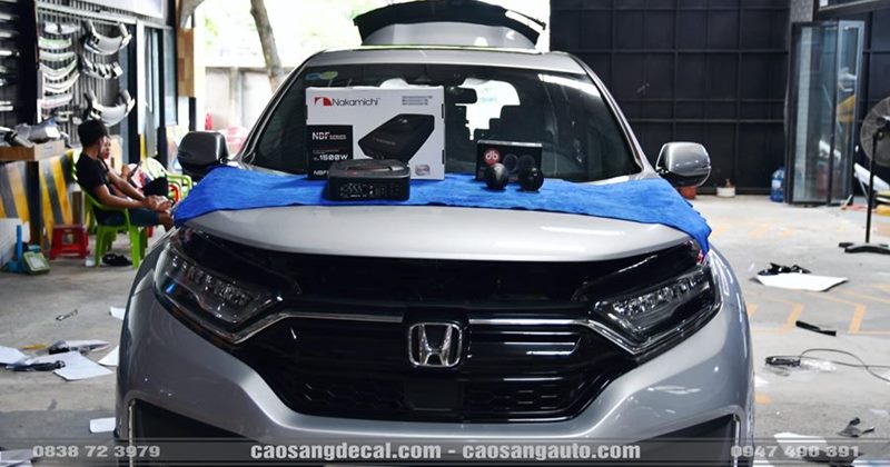 Honda HR-V độ loa Sub Nakamichi + Loa Mid Ranger DB ES7-25SQ