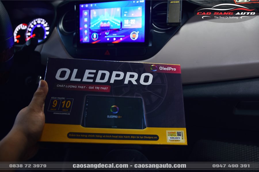 Huyndai i10 gắn màn hình Oled Pro A5 - Phương án gia tăng tính tiện ích cho nội thất xe