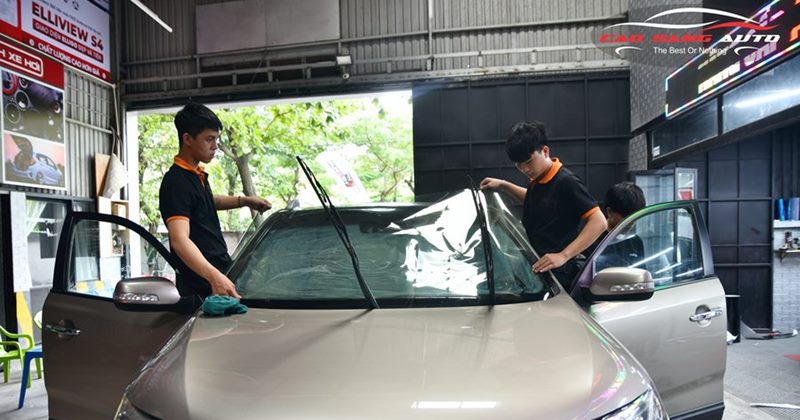 Kia Sorento dán phim cách nhiệt Firstclass - Chống nắng nóng tối ưu