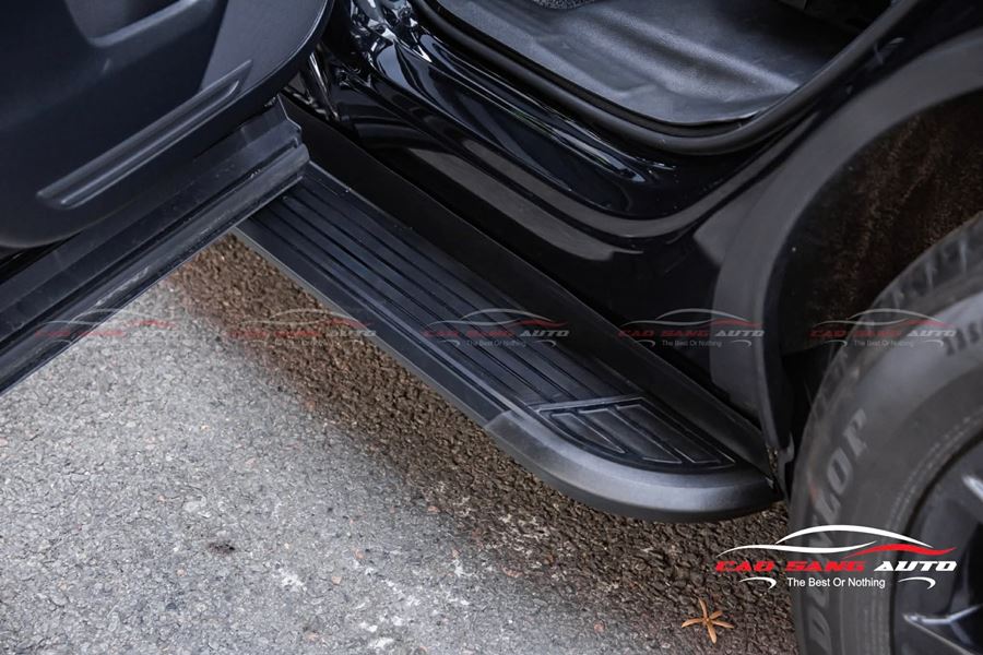 Lắp bệ bước chân cho xe Honda CRV giá tốt nhất