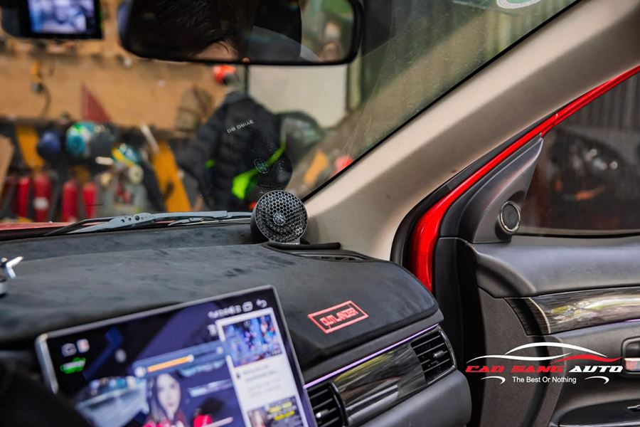 Loa DB ES7 25SQ – Giải pháp nâng cấp âm thanh phù hợp cho Outlander