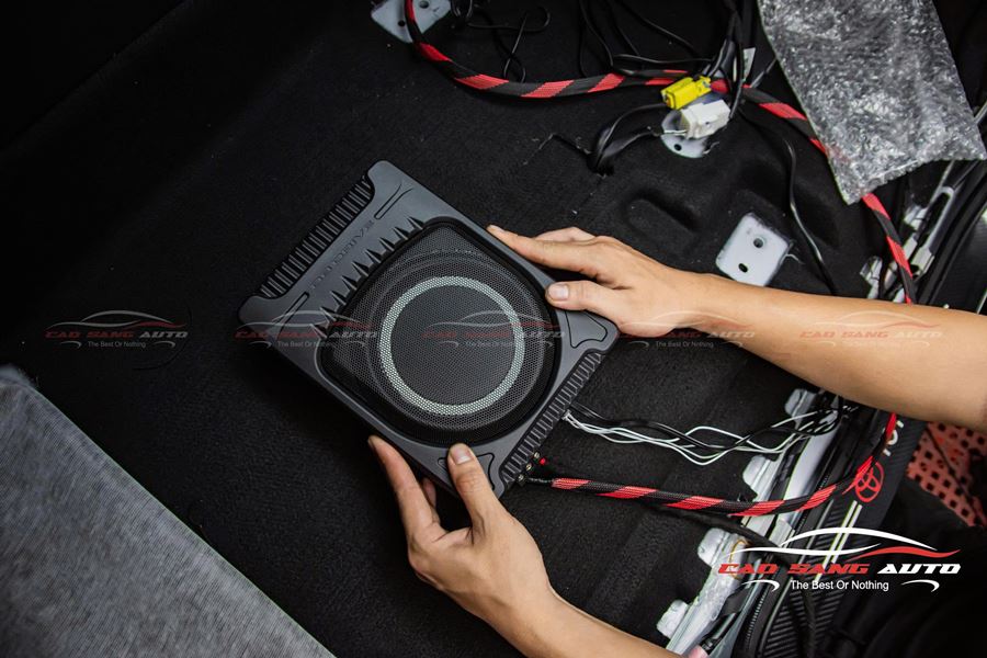 Loa sub DX-AS65 là lựa chọn phù hợp cho dòng xe Innova