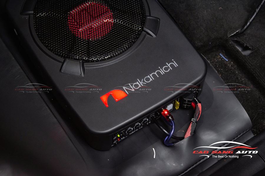 Lắp loa sub Nakamichi cho xe Hyundai Custin uy tín tại Cao Sang Auto