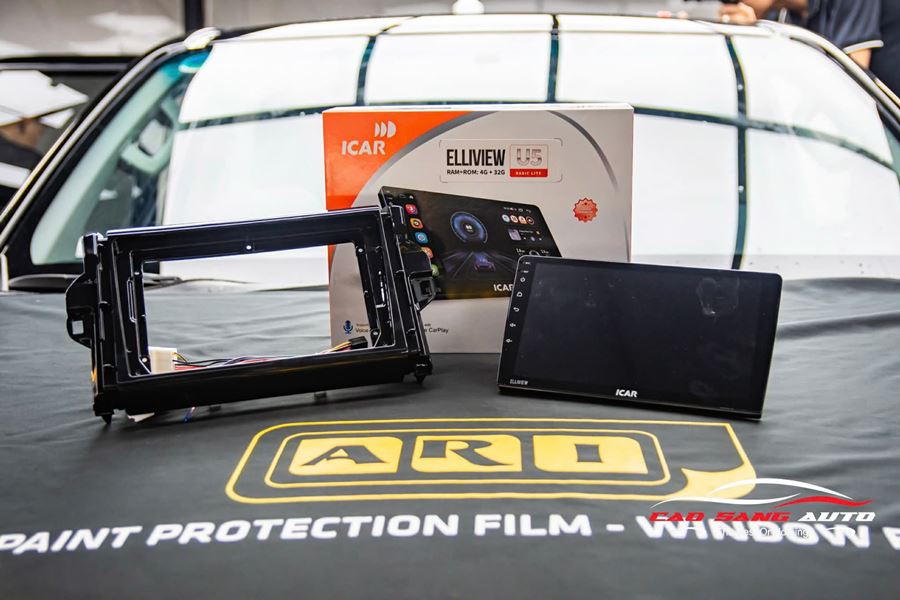 Lắp màn hình Android Elliview U5 cho xe Fortuner. Giá tốt nhất