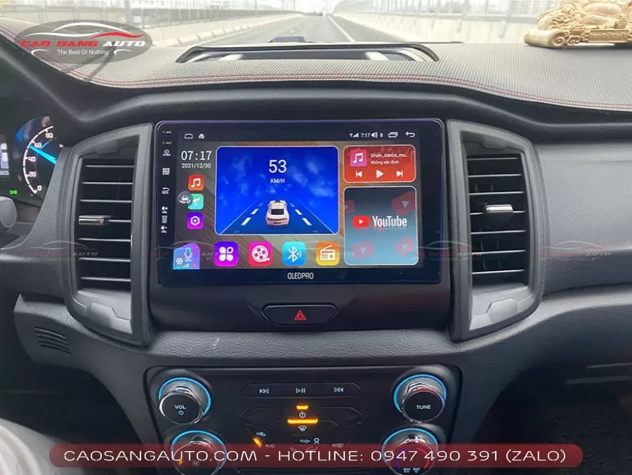 Lắp màn hình android Ford Explorer giúp chuyến đi dễ dàng hơn