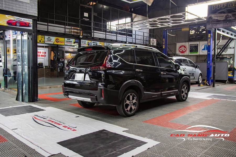 Lắp màn hình Elliview SE và cam 360 cho xe Xpander tại Cao Sang Auto