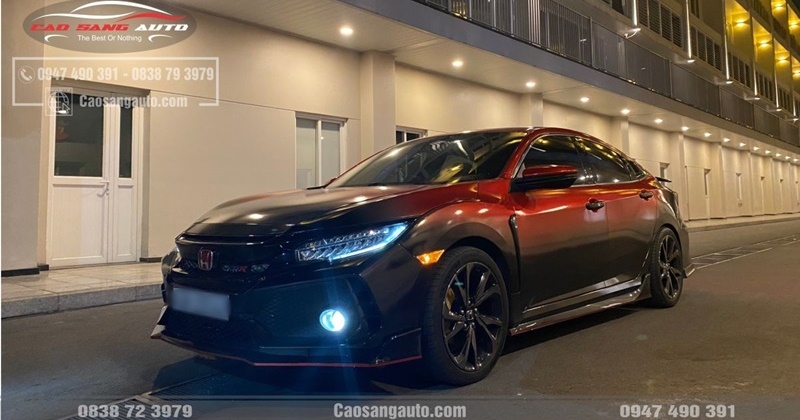 Lưu ý những gì khi dán decal Honda Civic đỏ đen?
