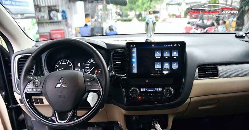 Outlander lắp màn hình Android ELLIVIEW U3 - Chất lượng cao, giá tốt