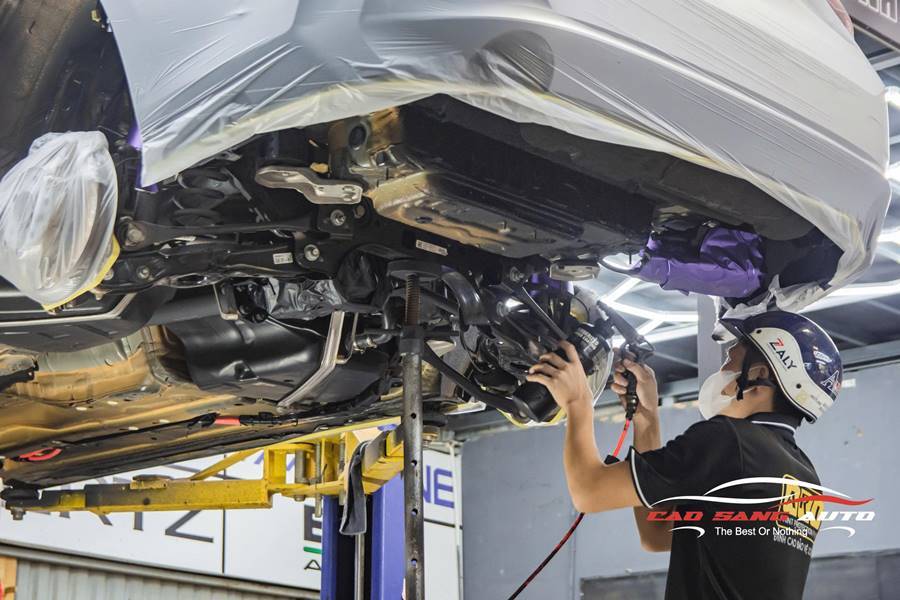 Lớp phủ gầm giúp giảm tiếng ồn