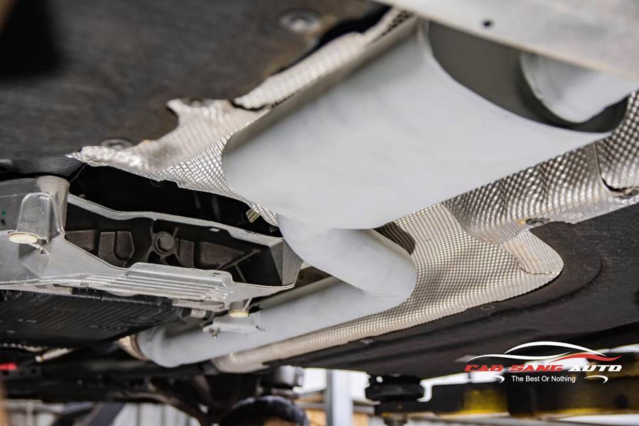 Phủ gầm xe BMW 320i giá tốt nhất