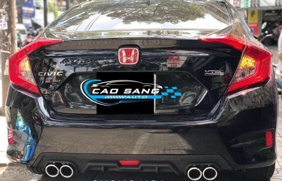 Lip chia pô xe Honda Civic