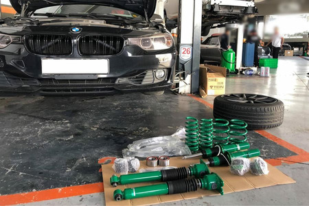 Phuộc nhún BMW 320i - Hình 1