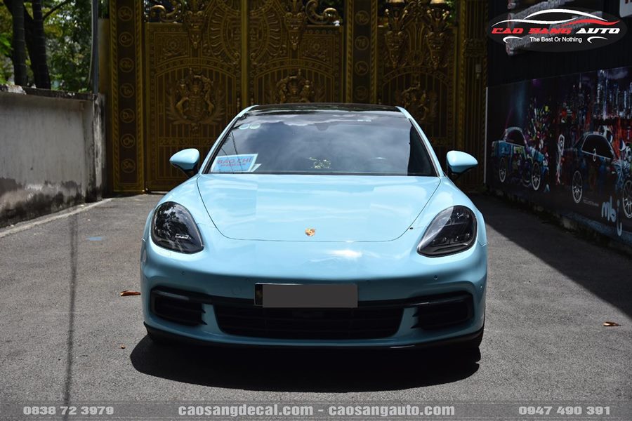 Porsche Panamera wrap đổi màu decal xanh mộng mơ, cuốn hút