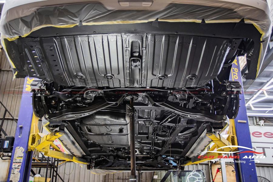 Sơn phủ gầm cho xe Carnival - Giảm tiếng ồn hiệu quả