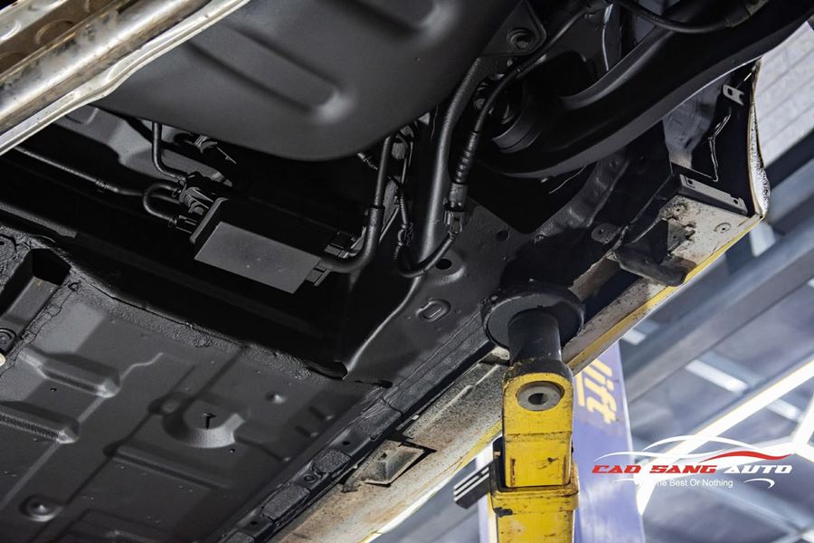 Dịch vụ sơn phủ gầm xe Honda Civic tại CAO SANG AUTO