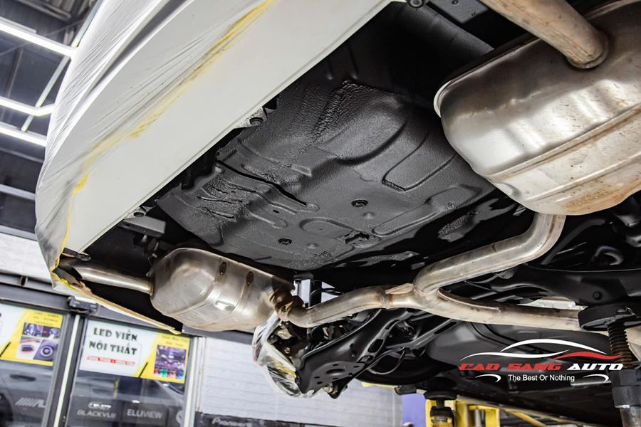 Sơn phủ gầm cho xe Honda Civic uy tín tai Cao Sang Auto