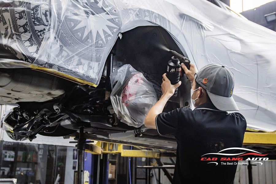 Phủ gầm ô tô tăng khả năng chống gỉ và ăn mòn