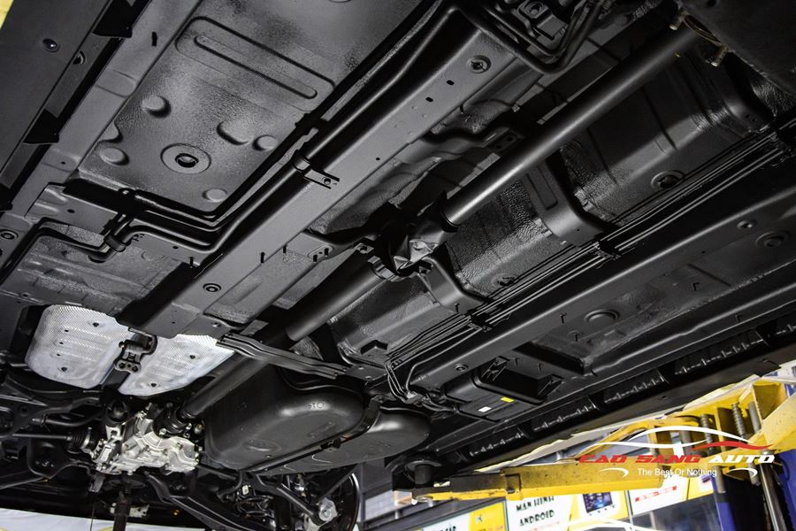 Sơn phủ gầm cho xe Santafe giá tốt nhất